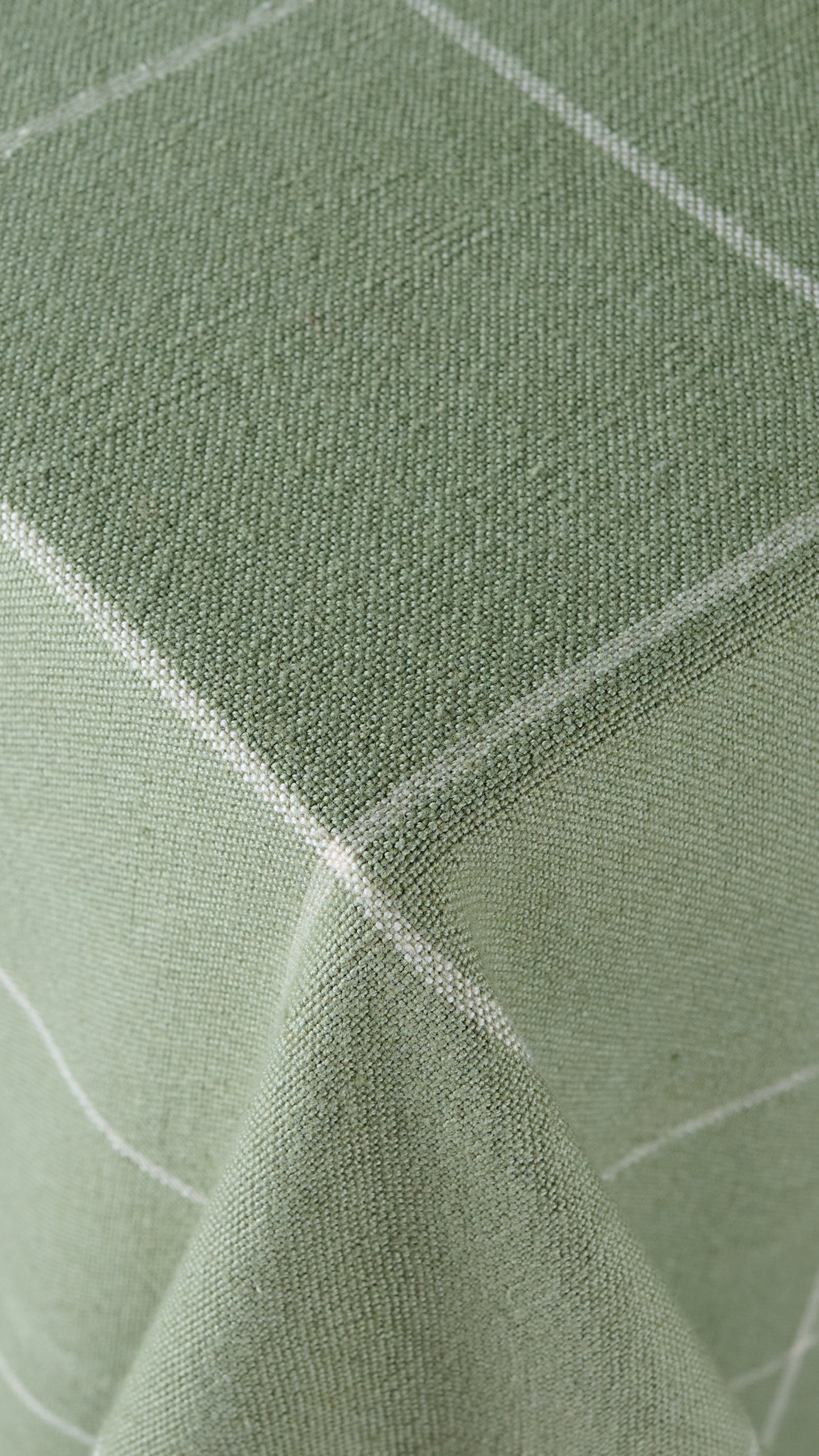 LARGE GREEN TABLECLOTH