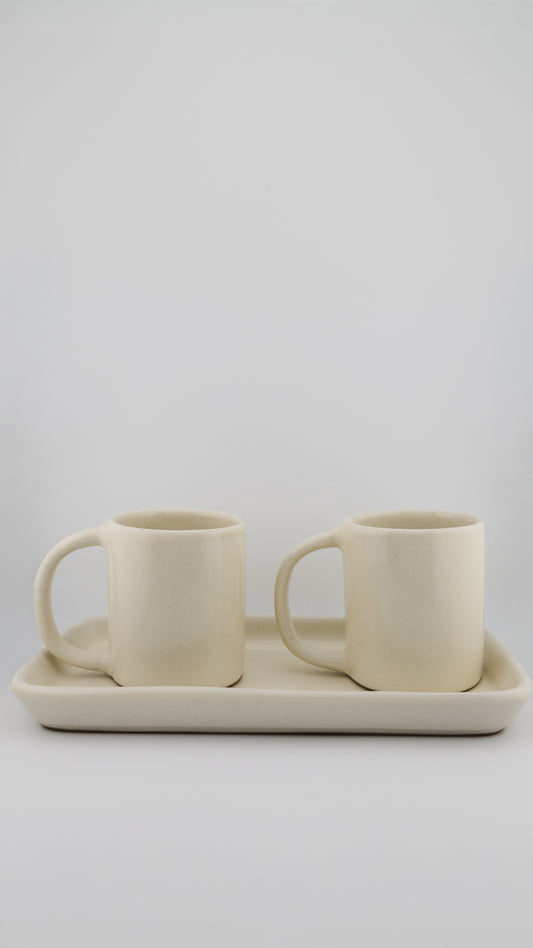 SET 02 – TAZAS Y CHAROLA LECHE